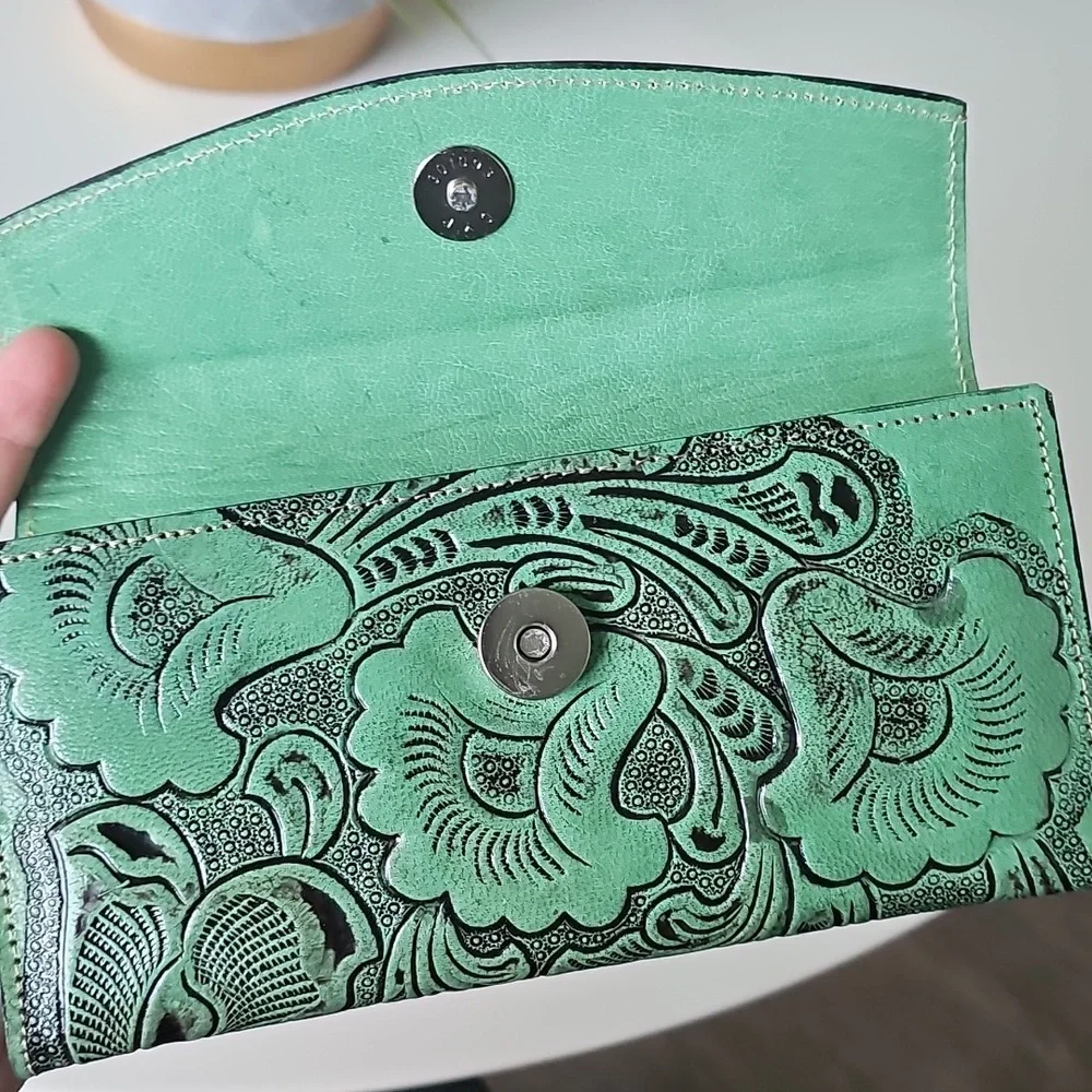 NWOT Mint Green Embossed Handtooled Western Style Floral Wallet